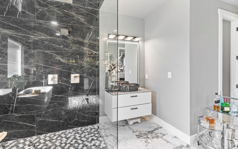 2701 Starling Dr, Midland, TX 79706, 4 Bedrooms Bedrooms, ,3 BathroomsBathrooms,Residential,For Sale,2701 Starling Dr,0,50086434