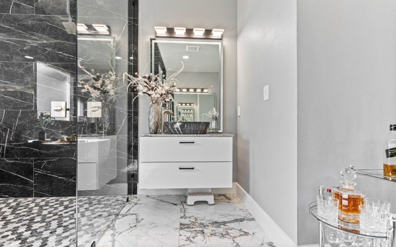 2701 Starling Dr, Midland, TX 79706, 4 Bedrooms Bedrooms, ,3 BathroomsBathrooms,Residential,For Sale,2701 Starling Dr,0,50086434