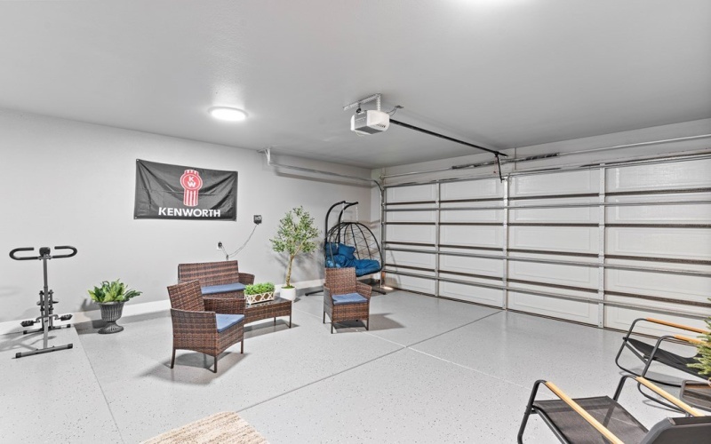 2701 Starling Dr, Midland, TX 79706, 4 Bedrooms Bedrooms, ,3 BathroomsBathrooms,Residential,For Sale,2701 Starling Dr,0,50086434