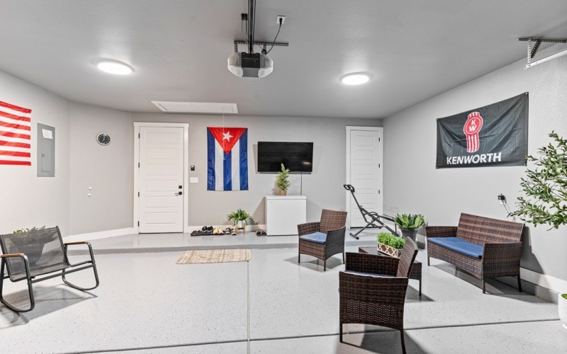 2701 Starling Dr, Midland, TX 79706, 4 Bedrooms Bedrooms, ,3 BathroomsBathrooms,Residential,For Sale,2701 Starling Dr,0,50086434