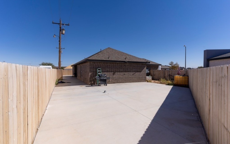 2701 Starling Dr, Midland, TX 79706, 4 Bedrooms Bedrooms, ,3 BathroomsBathrooms,Residential,For Sale,2701 Starling Dr,0,50086434