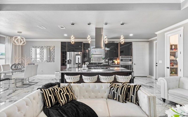 2701 Starling Dr, Midland, TX 79706, 4 Bedrooms Bedrooms, ,3 BathroomsBathrooms,Residential,For Sale,2701 Starling Dr,0,50086434