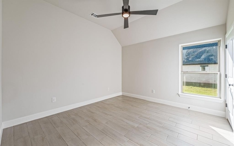 2160 Middlewood Circle, Granbury, TX 76049, 4 Bedrooms Bedrooms, ,2 BathroomsBathrooms,Residential,For Sale,2160 Middlewood Circle,0,21098557