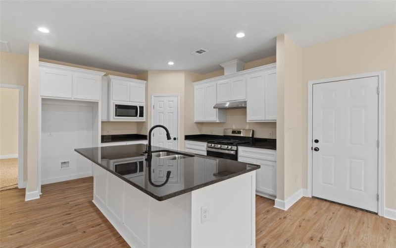 1522 Harris Street, Gainesville, TX 76240, 3 Habitaciones Habitaciones , ,2 BañosBaños,Residential,En Venta,1522 Harris Street,0,21098799