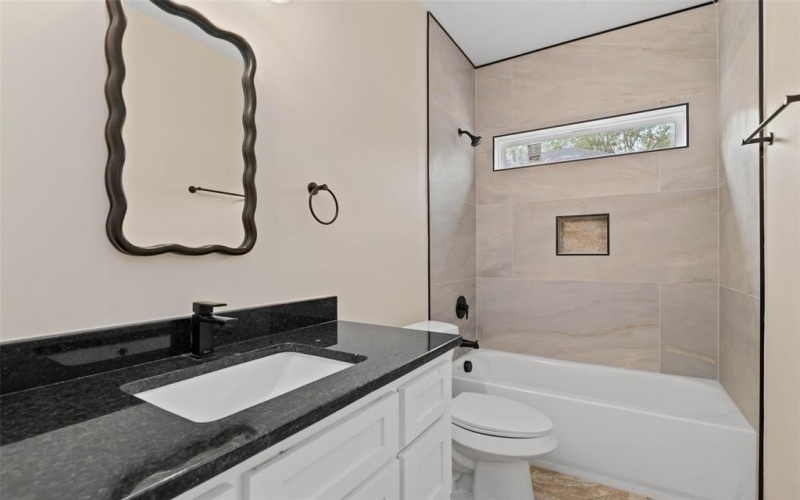 1522 Harris Street, Gainesville, TX 76240, 3 Habitaciones Habitaciones , ,2 BañosBaños,Residential,En Venta,1522 Harris Street,0,21098799