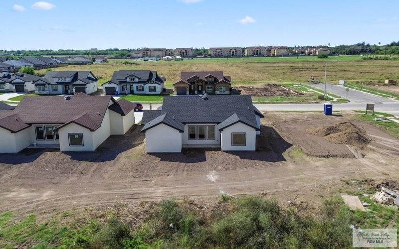 117 MARIGOLD DR, LOS FRESNOS, TX 78566, 3 Habitaciones Habitaciones , ,2 BañosBaños,Residential,En Venta,117 MARIGOLD DR,0,29769388