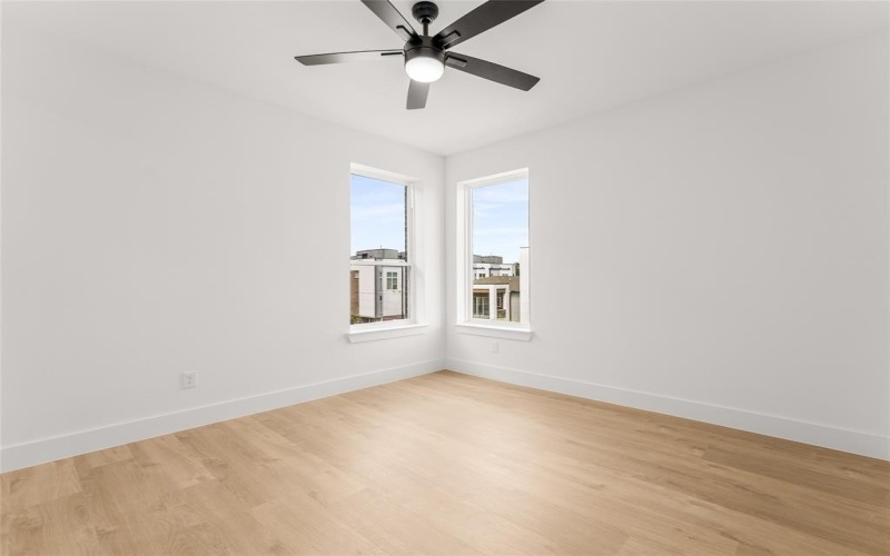 2015 N Prairie Avenue #101, Dallas, TX 75204, 2 Habitaciones Habitaciones , ,2 BañosBaños,Residential,En Venta,2015 N Prairie Avenue,0,21073866