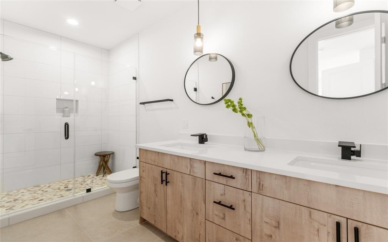 2015 N Prairie Avenue #101, Dallas, TX 75204, 2 Habitaciones Habitaciones , ,2 BañosBaños,Residential,En Venta,2015 N Prairie Avenue,0,21073866