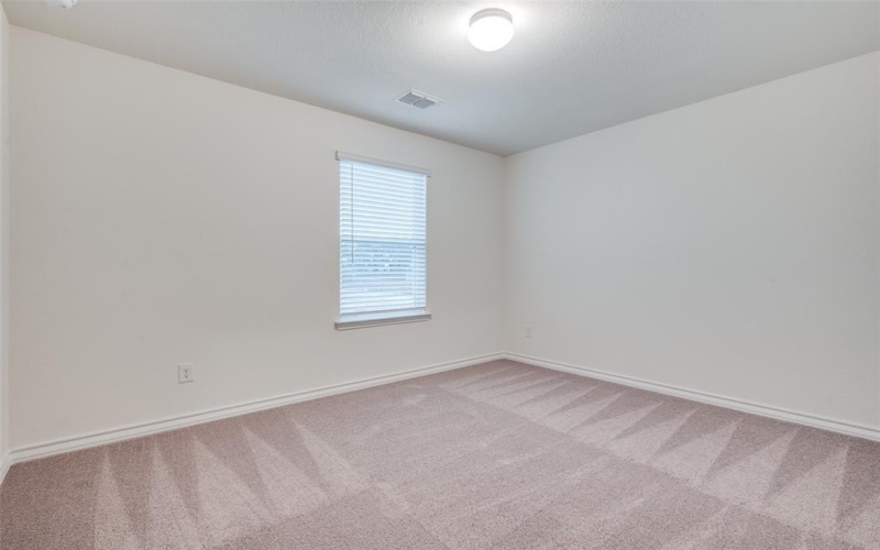 2704 Goldfinch Drive, Denton, TX 76205, 3 Bedrooms Bedrooms, ,2 BathroomsBathrooms,Residential,For Sale,2704 Goldfinch Drive,0,21100083