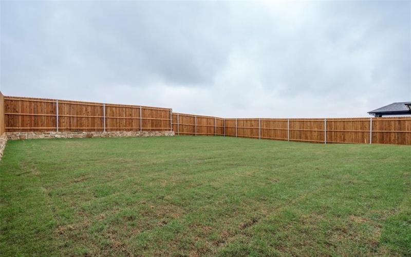 2704 Goldfinch Drive, Denton, TX 76205, 3 Bedrooms Bedrooms, ,2 BathroomsBathrooms,Residential,For Sale,2704 Goldfinch Drive,0,21100083