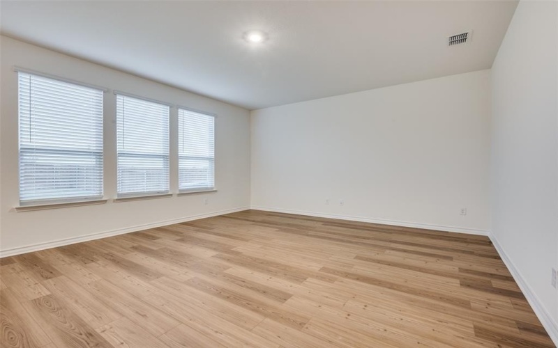 2704 Goldfinch Drive, Denton, TX 76205, 3 Bedrooms Bedrooms, ,2 BathroomsBathrooms,Residential,For Sale,2704 Goldfinch Drive,0,21100083