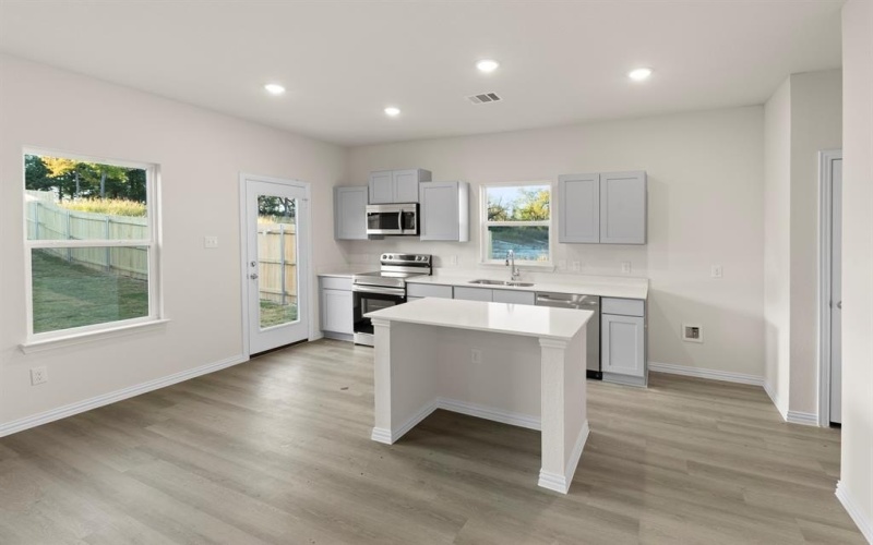 936 Holly Avenue, Sherman, TX 75092, 3 Habitaciones Habitaciones , ,2 BañosBaños,Residential,En Venta,936 Holly Avenue,0,21100089