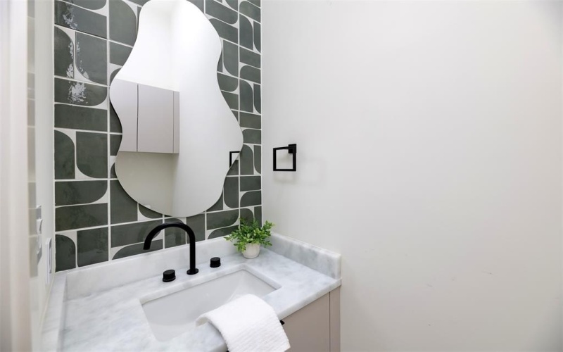 1904 Mcmillan Avenue, Dallas, TX 75206, 4 Bedrooms Bedrooms, ,5 BathroomsBathrooms,Residential,For Sale,1904 Mcmillan Avenue,0,21093689