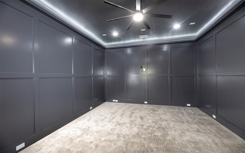 1904 Mcmillan Avenue, Dallas, TX 75206, 4 Bedrooms Bedrooms, ,5 BathroomsBathrooms,Residential,For Sale,1904 Mcmillan Avenue,0,21093689