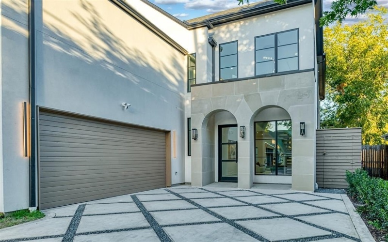 1904 Mcmillan Avenue, Dallas, TX 75206, 4 Bedrooms Bedrooms, ,5 BathroomsBathrooms,Residential,For Sale,1904 Mcmillan Avenue,0,21093689