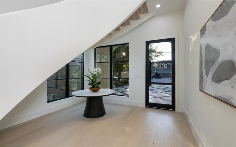 1904 Mcmillan Avenue, Dallas, TX 75206, 4 Bedrooms Bedrooms, ,5 BathroomsBathrooms,Residential,For Sale,1904 Mcmillan Avenue,0,21093689