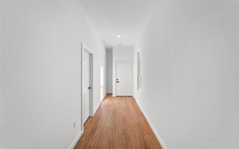 112 E Southbrook Drive, Glenn Heights, TX 75154, 3 Bedrooms Bedrooms, ,2 BathroomsBathrooms,Residential,For Sale,112 E Southbrook Drive,0,21098084