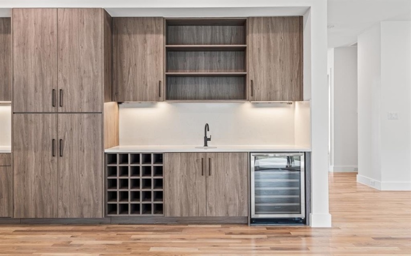 5916 Ellsworth Avenue, Dallas, TX 75206, 5 Bedrooms Bedrooms, ,6 BathroomsBathrooms,Residential,For Sale,5916 Ellsworth Avenue,0,21098566