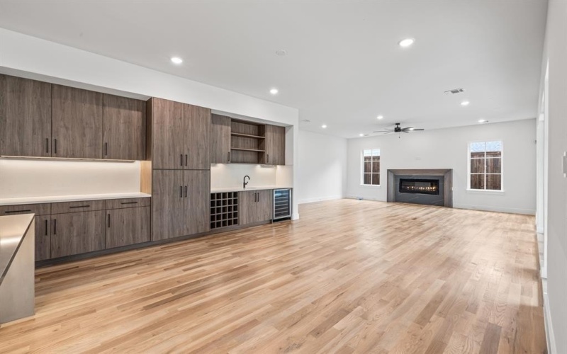 5916 Ellsworth Avenue, Dallas, TX 75206, 5 Bedrooms Bedrooms, ,6 BathroomsBathrooms,Residential,For Sale,5916 Ellsworth Avenue,0,21098566