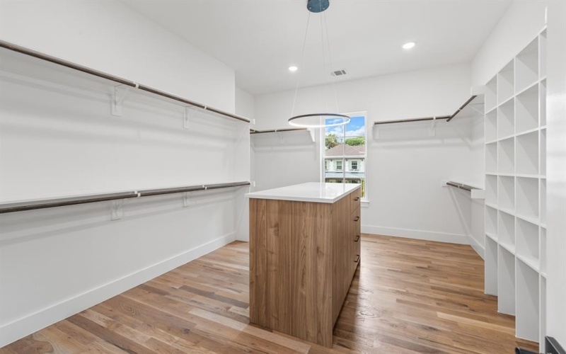 5916 Ellsworth Avenue, Dallas, TX 75206, 5 Bedrooms Bedrooms, ,6 BathroomsBathrooms,Residential,For Sale,5916 Ellsworth Avenue,0,21098566