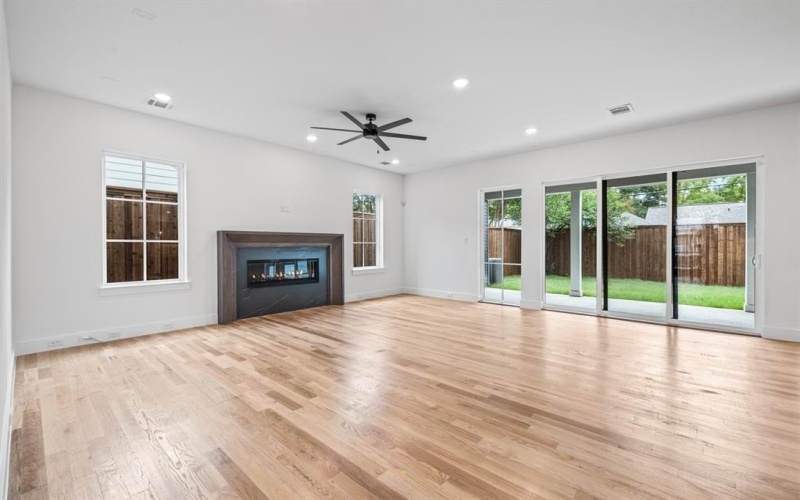 5916 Ellsworth Avenue, Dallas, TX 75206, 5 Bedrooms Bedrooms, ,6 BathroomsBathrooms,Residential,For Sale,5916 Ellsworth Avenue,0,21098566