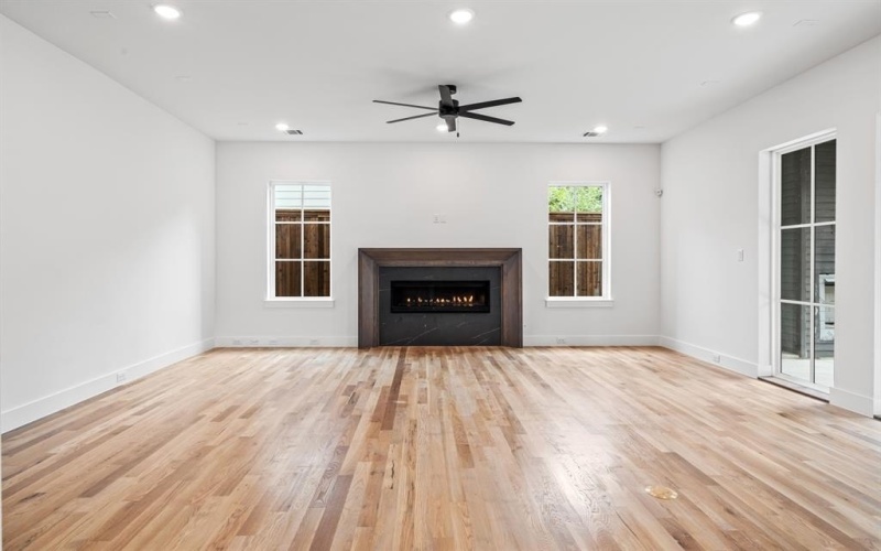 5916 Ellsworth Avenue, Dallas, TX 75206, 5 Bedrooms Bedrooms, ,6 BathroomsBathrooms,Residential,For Sale,5916 Ellsworth Avenue,0,21098566