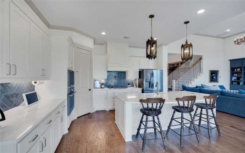 917 S Bluebird Lane, Midlothian, TX 76065, 5 Habitaciones Habitaciones , ,3 BañosBaños,Residential,En Venta,917 S Bluebird Lane,0,21098700