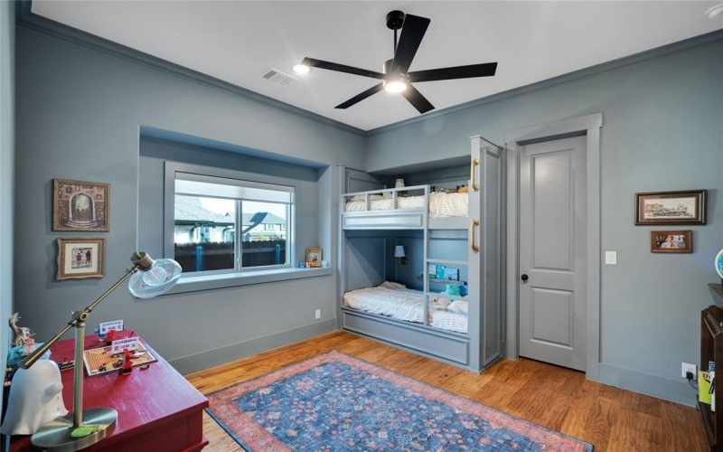 917 S Bluebird Lane, Midlothian, TX 76065, 5 Habitaciones Habitaciones , ,3 BañosBaños,Residential,En Venta,917 S Bluebird Lane,0,21098700