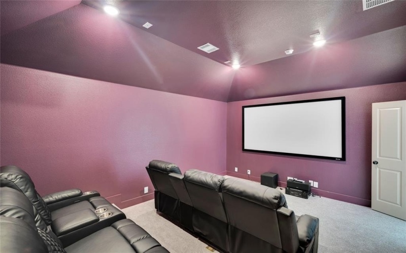 917 S Bluebird Lane, Midlothian, TX 76065, 5 Habitaciones Habitaciones , ,3 BañosBaños,Residential,En Venta,917 S Bluebird Lane,0,21098700