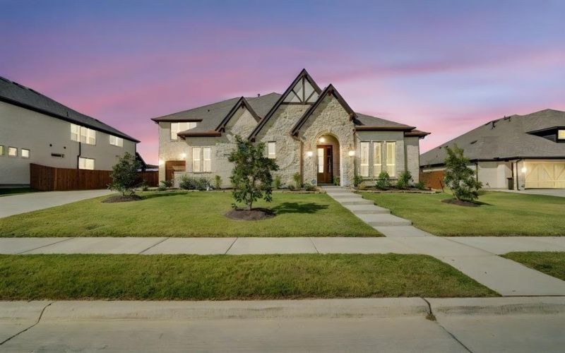 917 S Bluebird Lane, Midlothian, TX 76065, 5 Habitaciones Habitaciones , ,3 BañosBaños,Residential,En Venta,917 S Bluebird Lane,0,21098700