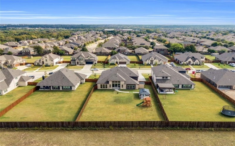 917 S Bluebird Lane, Midlothian, TX 76065, 5 Habitaciones Habitaciones , ,3 BañosBaños,Residential,En Venta,917 S Bluebird Lane,0,21098700