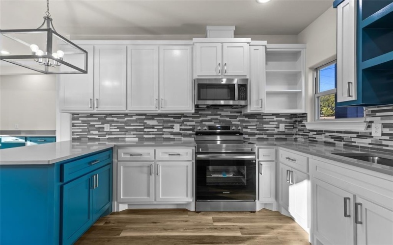 1407 N Rusk Street, Weatherford, TX 76086, 3 Habitaciones Habitaciones , ,2 BañosBaños,Residential,En Venta,1407 N Rusk Street,0,21098813