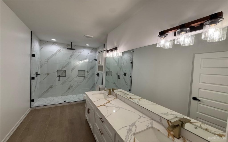 1705 Madison Street, Donna, TX 78537, 4 Bedrooms Bedrooms, ,3 BathroomsBathrooms,Residential,For Sale,1705 Madison Street,0,470131