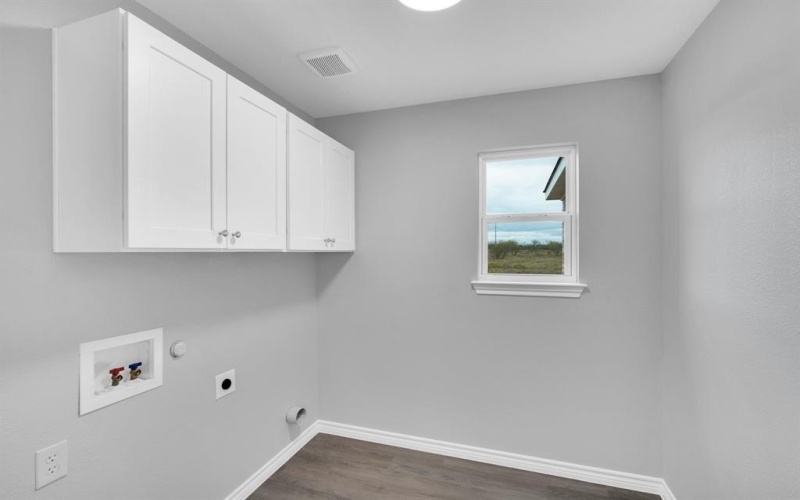 132 Joyce Street, Whitney, TX 76692, 4 Bedrooms Bedrooms, ,2 BathroomsBathrooms,Residential,For Sale,132 Joyce Street,0,21098945