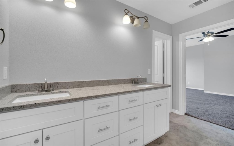 132 Joyce Street, Whitney, TX 76692, 4 Bedrooms Bedrooms, ,2 BathroomsBathrooms,Residential,For Sale,132 Joyce Street,0,21098945