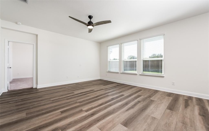 2700 Goldfinch Drive, Denton, TX 76205, 4 Bedrooms Bedrooms, ,2 BathroomsBathrooms,Residential,For Sale,2700 Goldfinch Drive,0,21099356