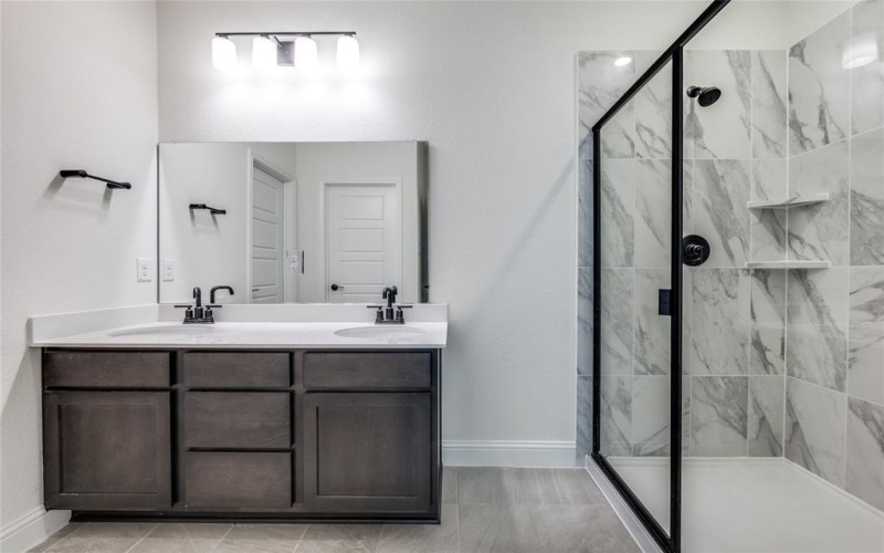 2700 Goldfinch Drive, Denton, TX 76205, 4 Bedrooms Bedrooms, ,2 BathroomsBathrooms,Residential,For Sale,2700 Goldfinch Drive,0,21099356