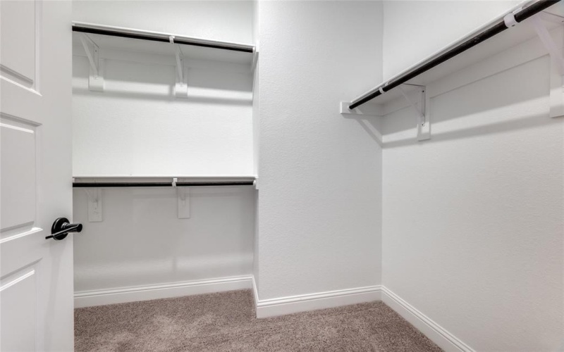 2700 Goldfinch Drive, Denton, TX 76205, 4 Bedrooms Bedrooms, ,2 BathroomsBathrooms,Residential,For Sale,2700 Goldfinch Drive,0,21099356