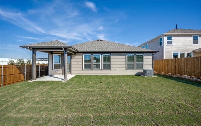 2700 Goldfinch Drive, Denton, TX 76205, 4 Bedrooms Bedrooms, ,2 BathroomsBathrooms,Residential,For Sale,2700 Goldfinch Drive,0,21099356