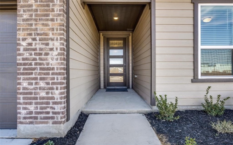 2700 Goldfinch Drive, Denton, TX 76205, 4 Bedrooms Bedrooms, ,2 BathroomsBathrooms,Residential,For Sale,2700 Goldfinch Drive,0,21099356