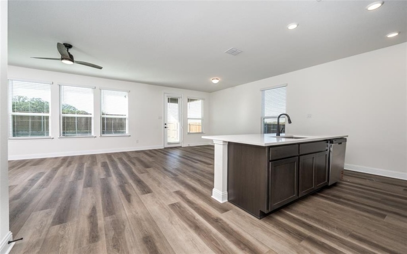 2700 Goldfinch Drive, Denton, TX 76205, 4 Bedrooms Bedrooms, ,2 BathroomsBathrooms,Residential,For Sale,2700 Goldfinch Drive,0,21099356