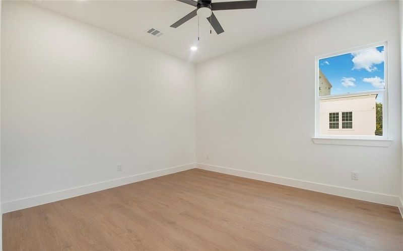 2428 Douglas Avenue, Dallas, TX 75219, 4 Bedrooms Bedrooms, ,3 BathroomsBathrooms,Residential,For Sale,2428 Douglas Avenue,0,21099742