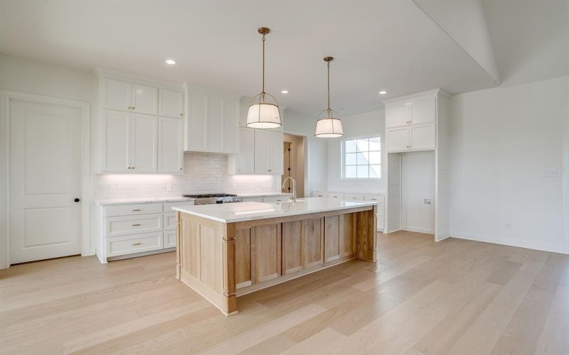 8129 Spanish Hills, Benbrook, TX 76126, 4 Habitaciones Habitaciones , ,2 BañosBaños,Residential,En Venta,8129 Spanish Hills,0,21099774