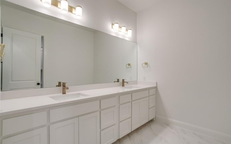 8129 Spanish Hills, Benbrook, TX 76126, 4 Habitaciones Habitaciones , ,2 BañosBaños,Residential,En Venta,8129 Spanish Hills,0,21099774