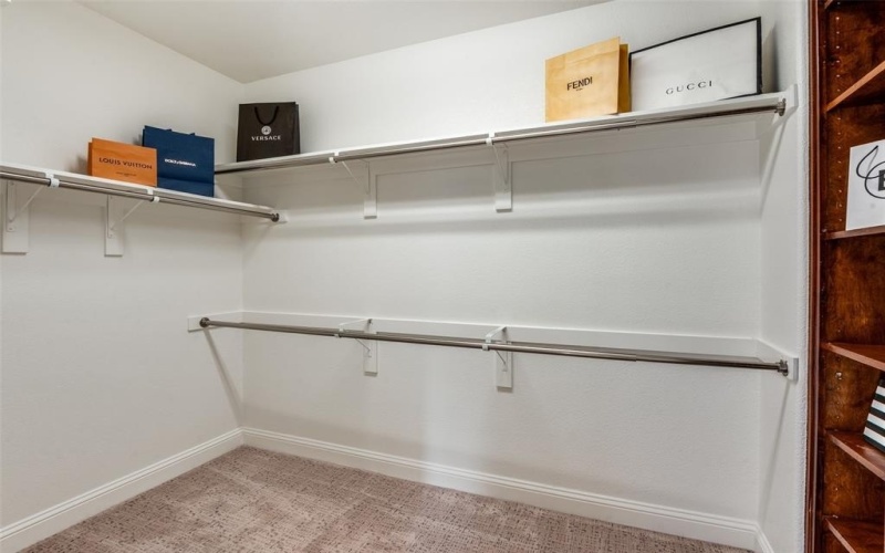 5016 Kadin Lane, Lewisville, TX 75056, 5 Habitaciones Habitaciones , ,5 BañosBaños,Residential,En Venta,5016 Kadin Lane,0,21099896