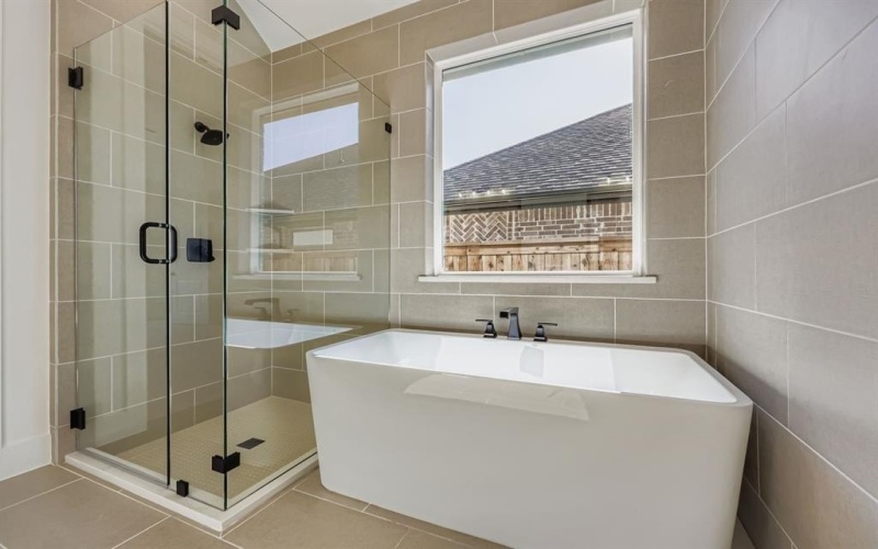 1805 Flowerfield Lane, Mansfield, TX 76063, 4 Bedrooms Bedrooms, ,3 BathroomsBathrooms,Residential,For Sale,1805 Flowerfield Lane,0,21100009