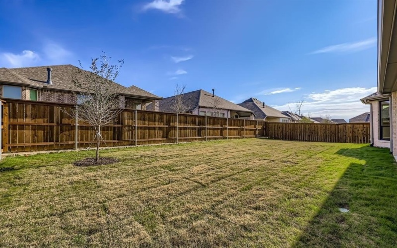 1805 Flowerfield Lane, Mansfield, TX 76063, 4 Bedrooms Bedrooms, ,3 BathroomsBathrooms,Residential,For Sale,1805 Flowerfield Lane,0,21100009
