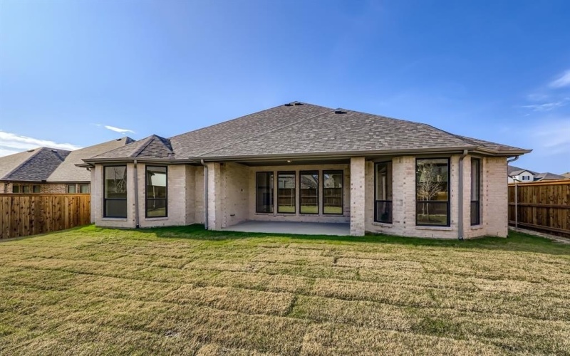 1805 Flowerfield Lane, Mansfield, TX 76063, 4 Bedrooms Bedrooms, ,3 BathroomsBathrooms,Residential,For Sale,1805 Flowerfield Lane,0,21100009
