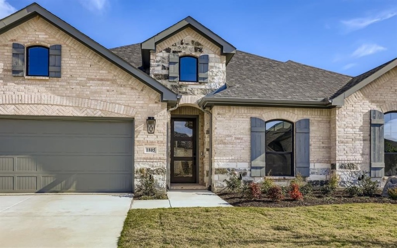 1805 Flowerfield Lane, Mansfield, TX 76063, 4 Bedrooms Bedrooms, ,3 BathroomsBathrooms,Residential,For Sale,1805 Flowerfield Lane,0,21100009