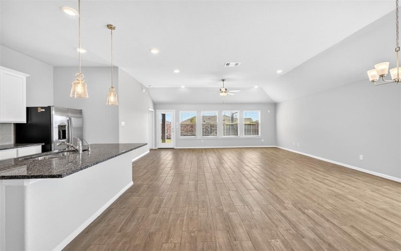 7236 Fairholt Road, Pilot Point, TX 76258, 4 Habitaciones Habitaciones , ,2 BañosBaños,Residential,En Venta,7236 Fairholt Road,0,21100020